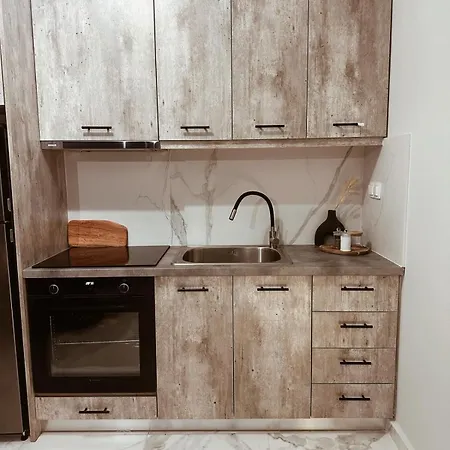 The Black Atelier Nikiana