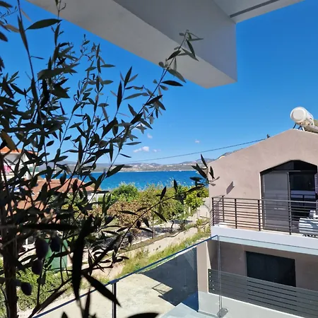 Prázdninový dům The Black Atelier *