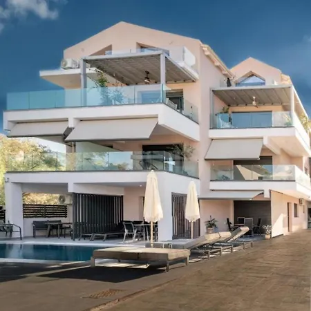 The Black Atelier * Nikiana