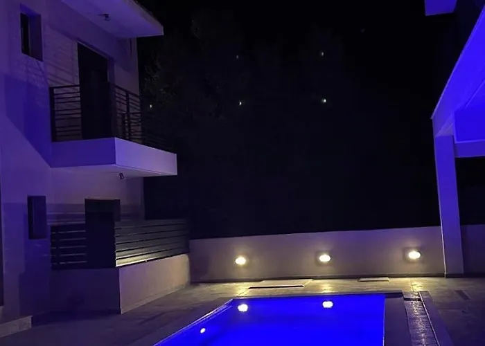 The Black Atelier Semesterbostad *